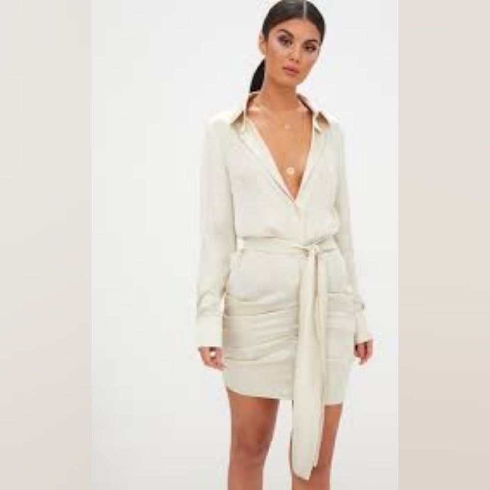 PrettyLittleThing Champagne Satin Ruched Shirt Dress Size 4 in Champagne NWT